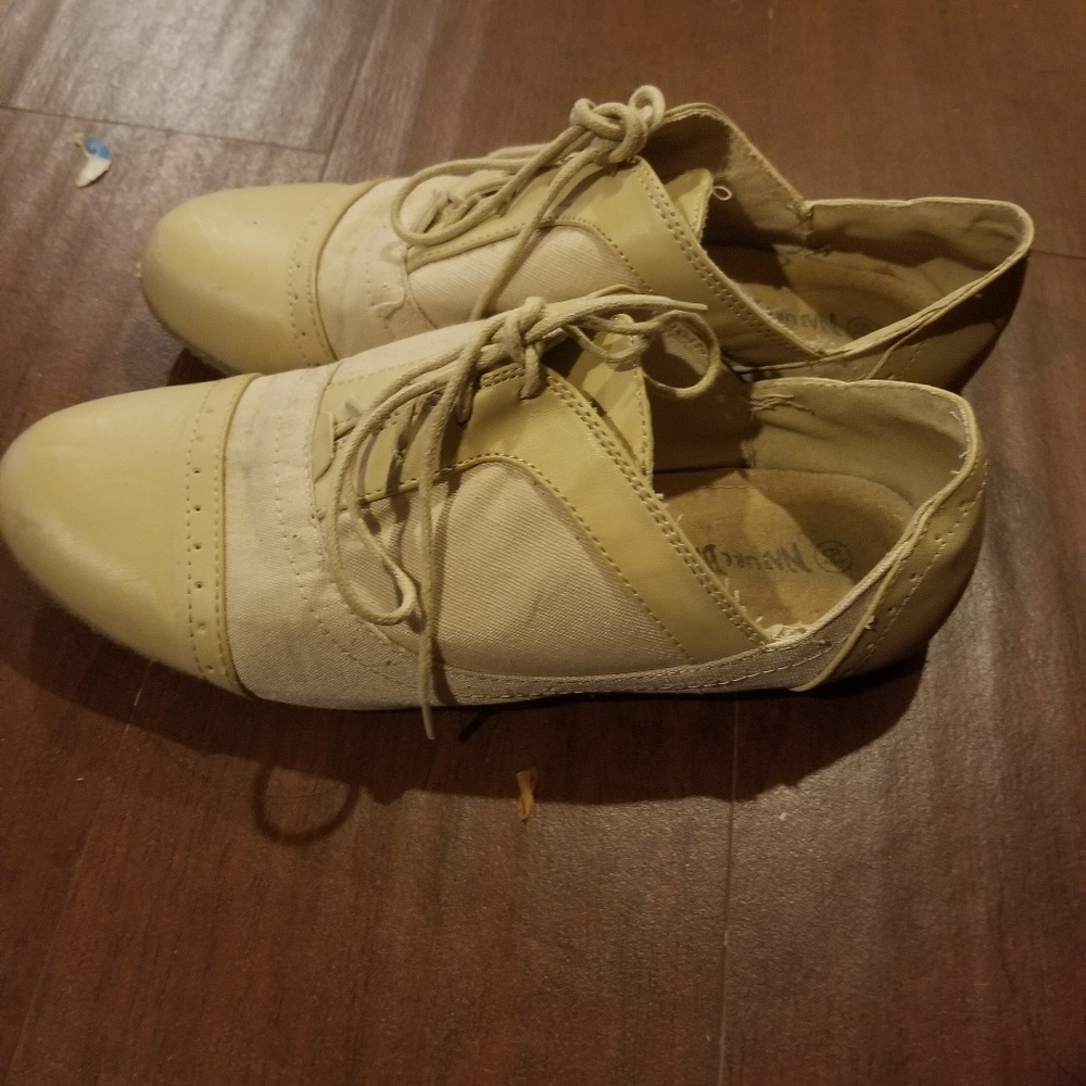 Nature's Breeze Tan Oxfords